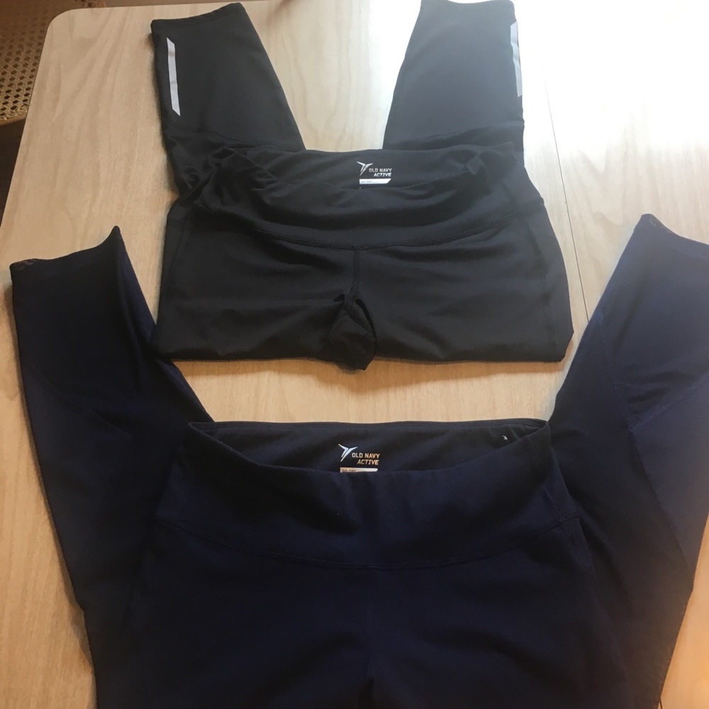 Two pairs of Old Navy Active 7/8 length leggings!